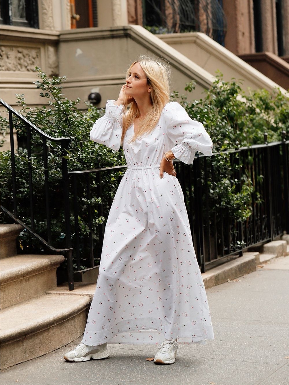 The Drop by @thefashionguitar - White Floral Maxi Dress - EUC